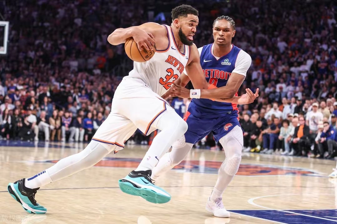 犹他爵士训练开放日；今晚造点机会引欢呼；NBA季后赛在即；轮换策略成焦点的简单介绍