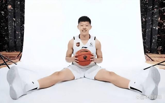 关于冲刺阶段欧篮联焦点战，山东男篮主帅复盘，管理层满意，心理建设被强调的信息-ayx sports