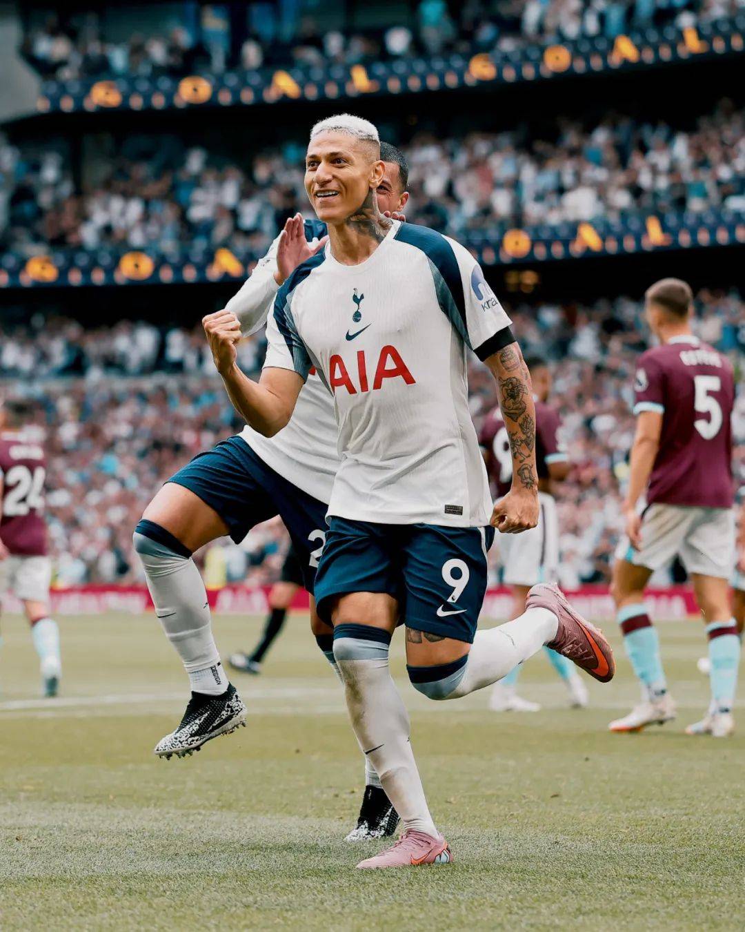 转折点！里昂迎来里程碑，英超集结日攻防权衡，震撼外界，赛季目标并未改变的简单介绍